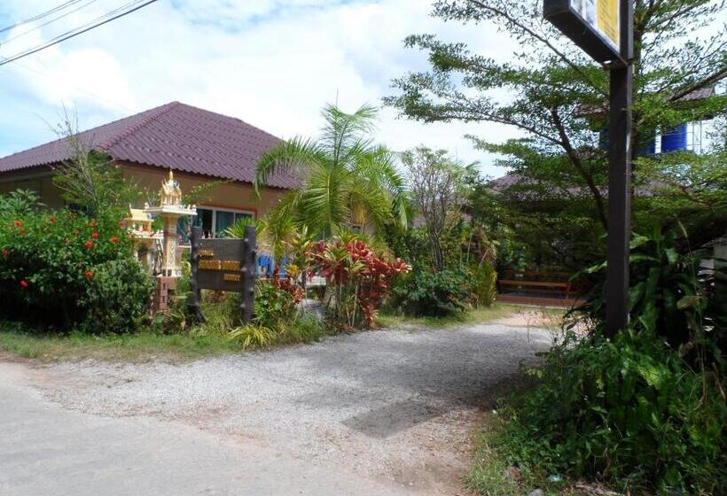 酒店 Khao Lak Summer House Resort