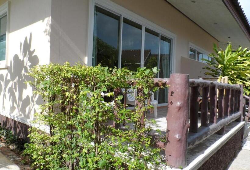 酒店 Khao Lak Summer House Resort