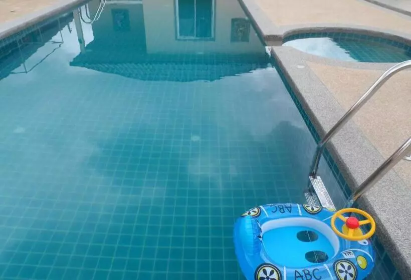 فندق Khao Lak Summer House Resort