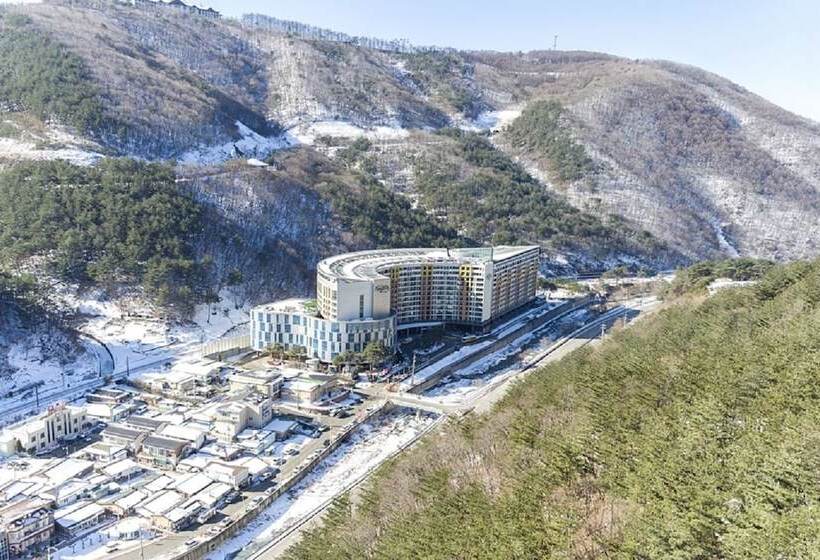 Hôtel Jeongseon Mayhills Resort