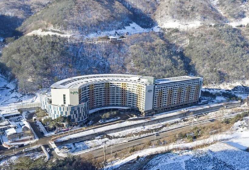 Hôtel Jeongseon Mayhills Resort