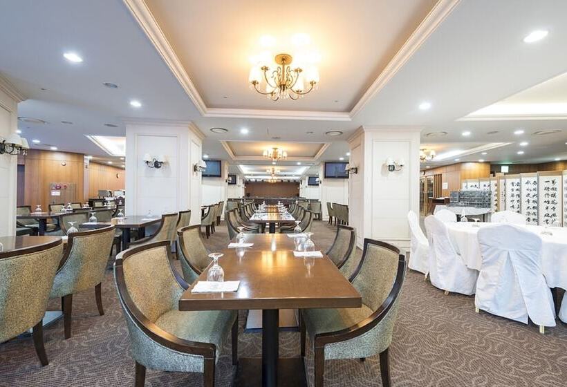 Hôtel Jeongseon Mayhills Resort