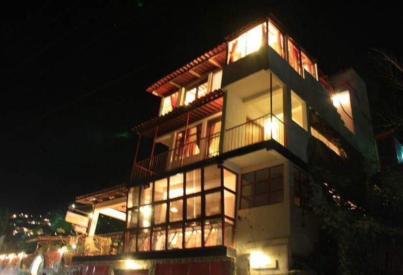 هتل Nuestro Sueño