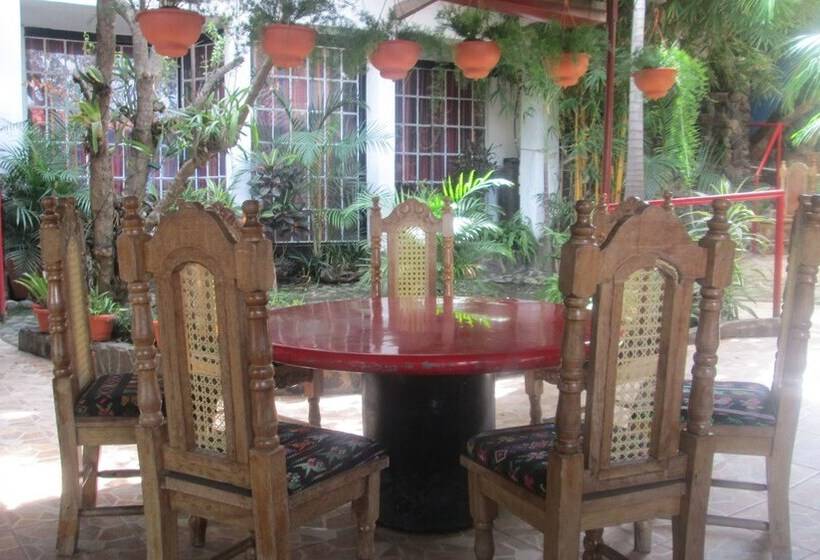 هتل Nuestro Sueño