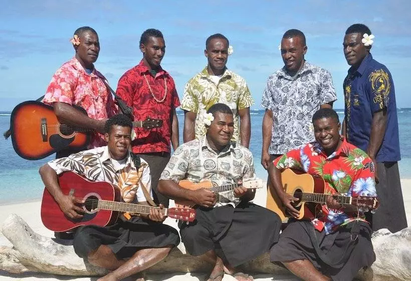 בית מלון כפרי Viwa Island Resort