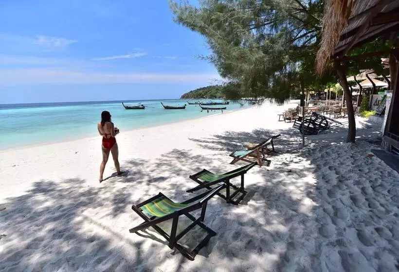 膳宿费 Green View Beach Resort