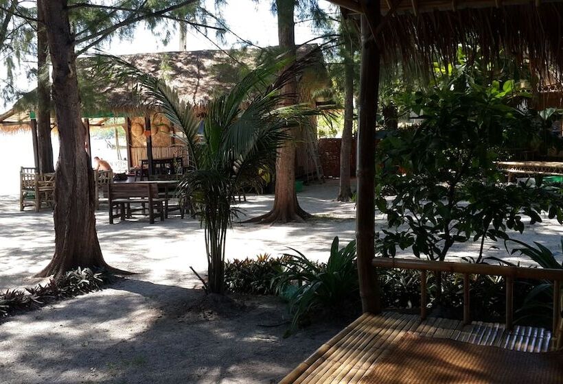 פנסיון Green View Beach Resort