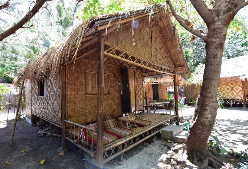 פנסיון Green View Beach Resort