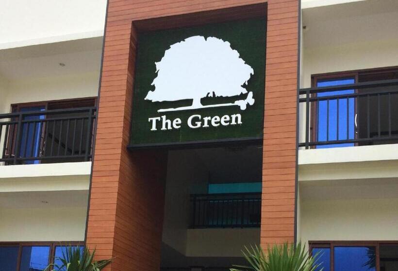 פנסיון Green View Beach Resort