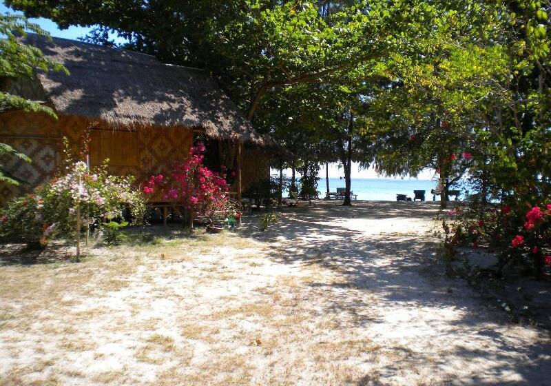 פנסיון Green View Beach Resort