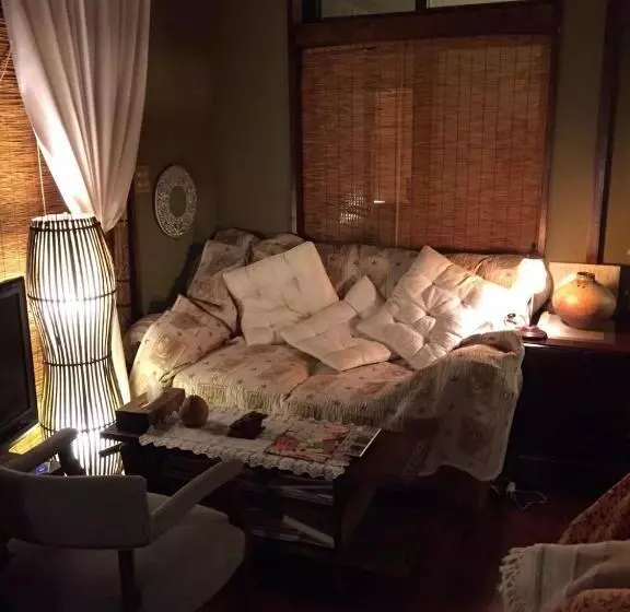 Пансион Milk Ya Women Only Guest House