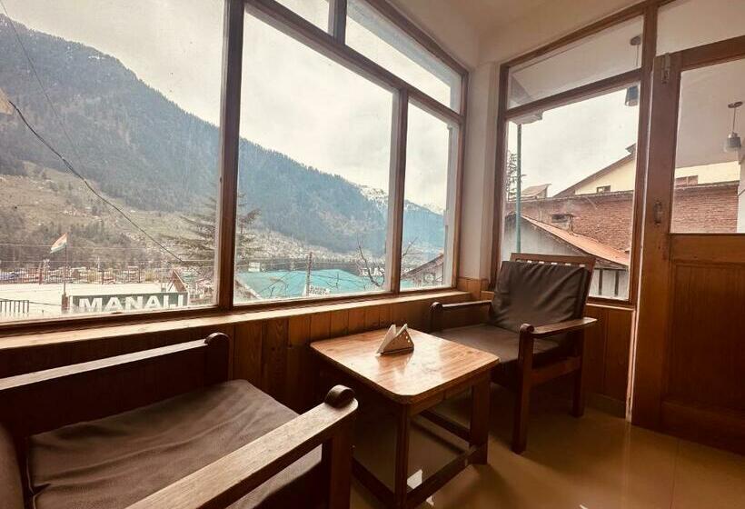 Alpine   A Boutique Hotel , Manali