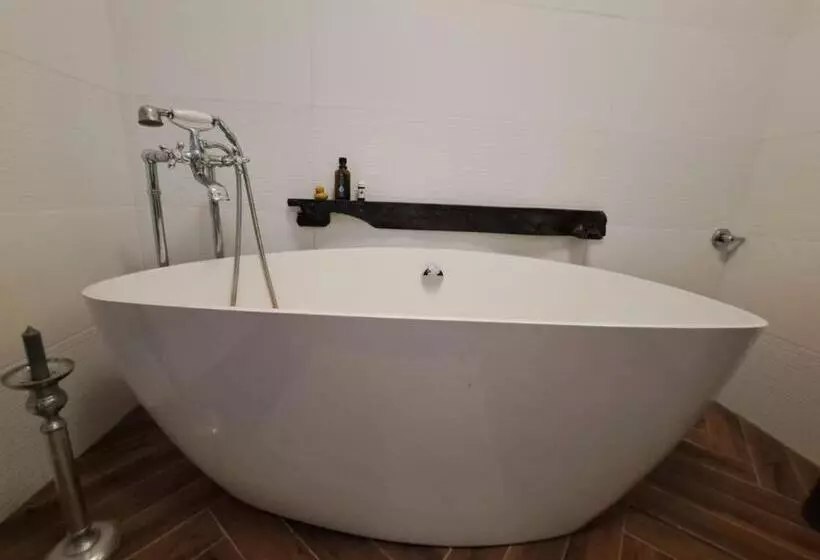 Aamiaismajoitus (B&B) @gatetothewild