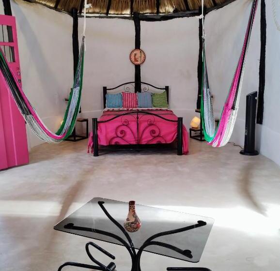 Hotel Aldea Maya Toktli Orígenes: Alberca + Wifi Starlink + Tour Sustentabilidad