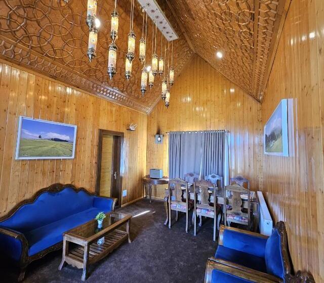 בית מלון כפרי Gulmarg Woods By Stay Pattern