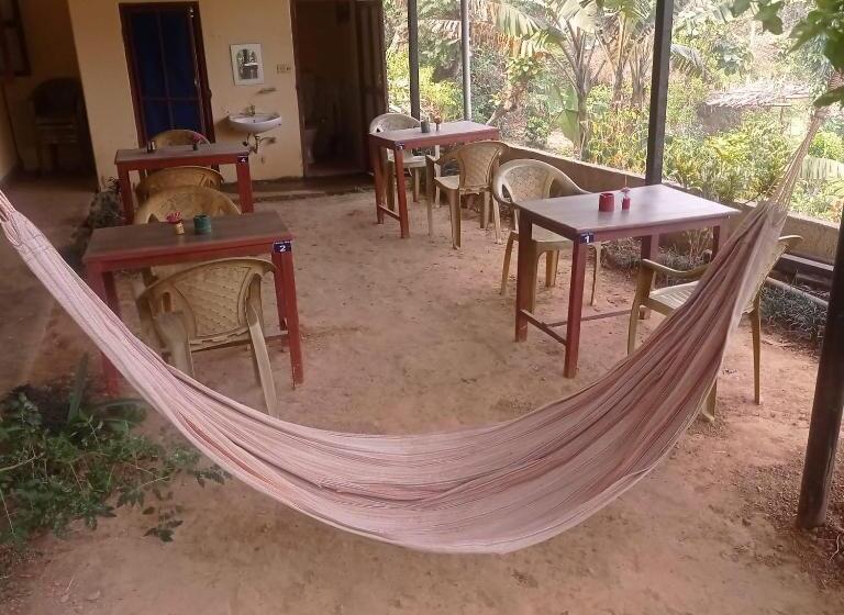 پانسیون Begnas Coffee House &