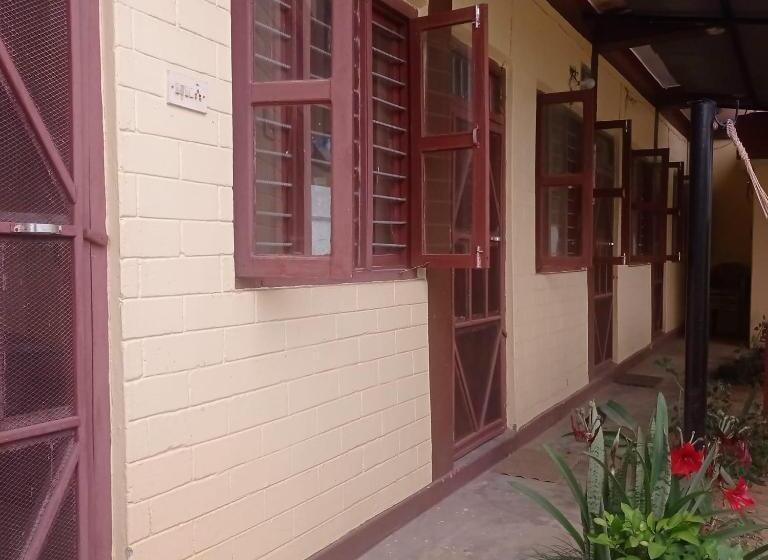 پانسیون Begnas Coffee House &