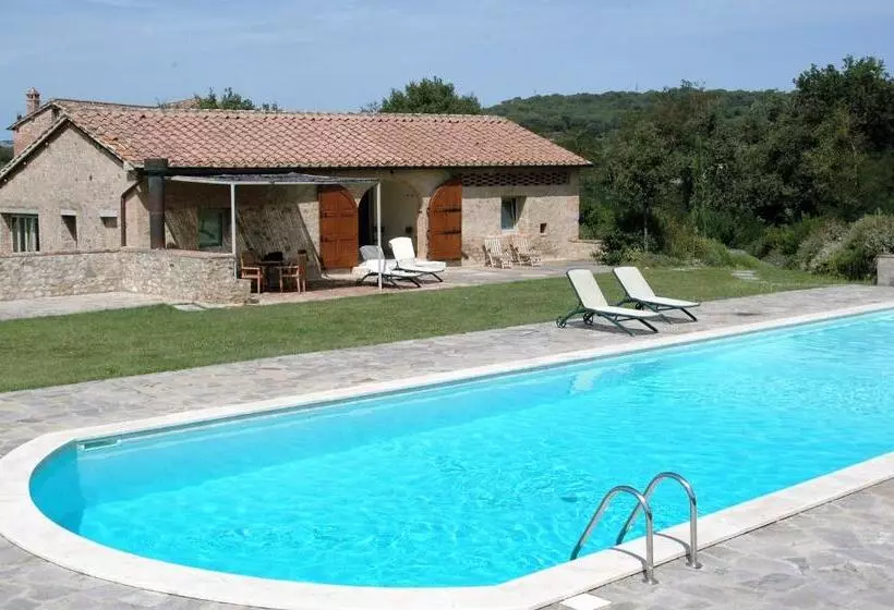 Majatalo La Foresteria Castell In Villa