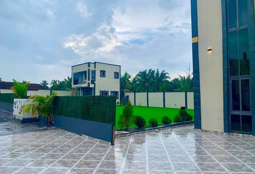 פנסיון Northwold Hottel