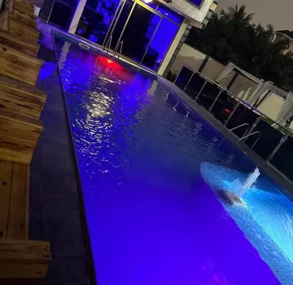 Majatalo Northwold Hottel