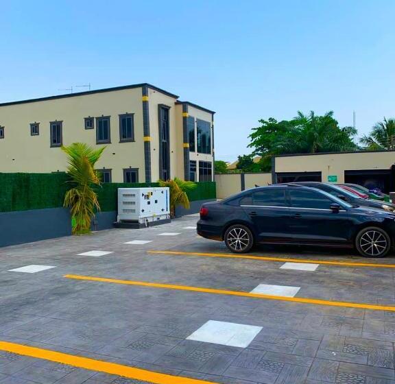 פנסיון Northwold Hottel