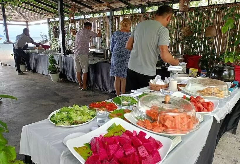 Lomakeskus Scarlet Sails Villa