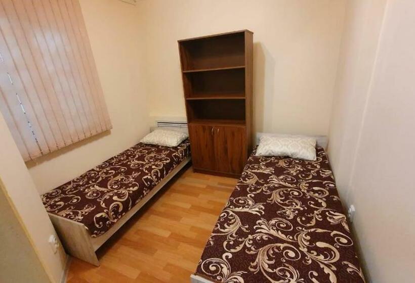 هاستل фэмили хостел