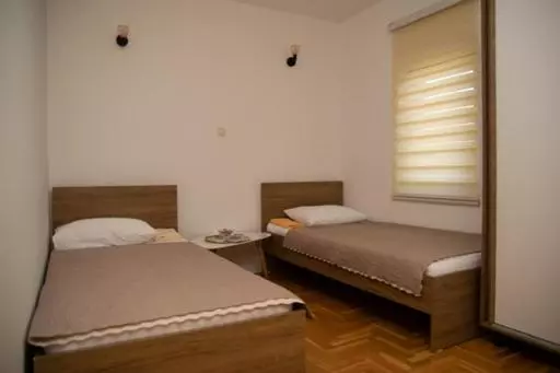 تختخواب و صبحانه Sarah Apartments