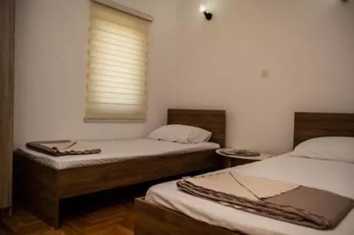 تختخواب و صبحانه Sarah Apartments