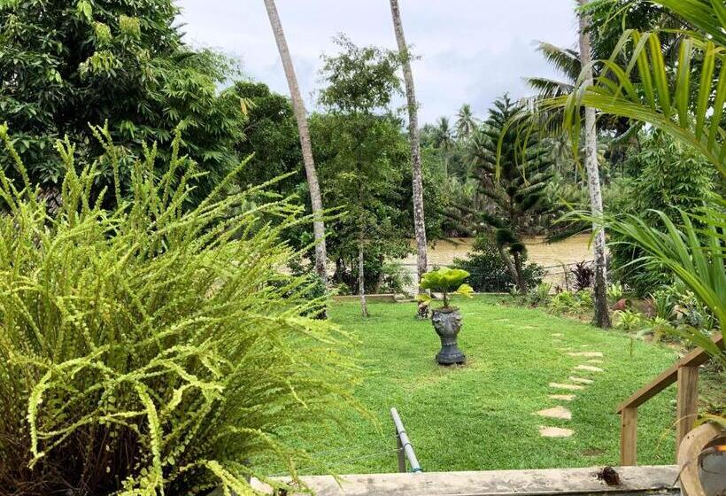 Chill River Villa Villa With Scenic River Views