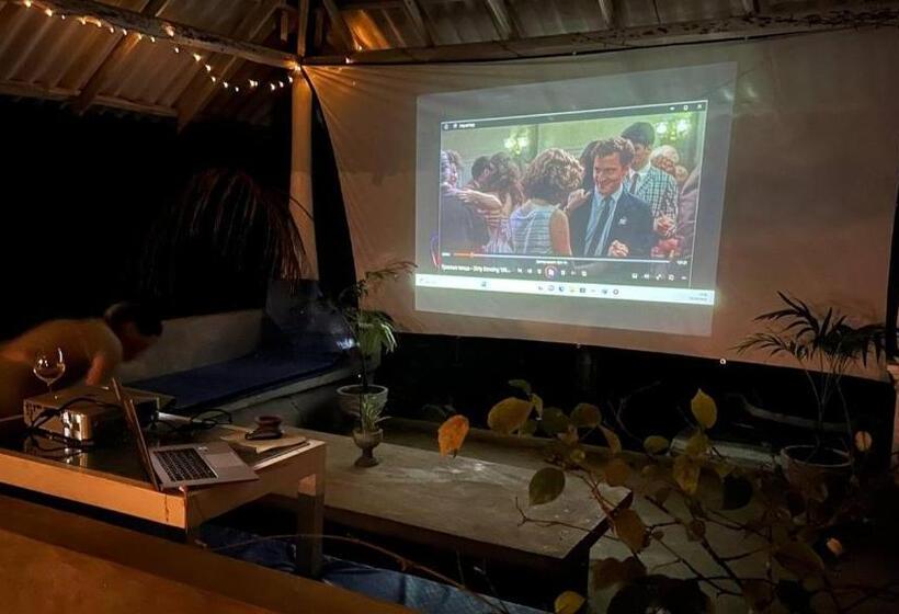 Chill River Villa Villa With Scenic River Views