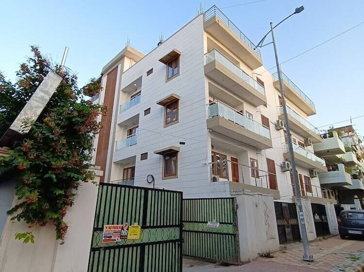 ホテル Aman Residency