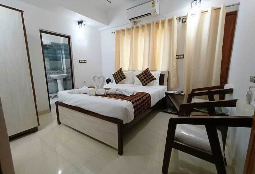 ホテル Aman Residency