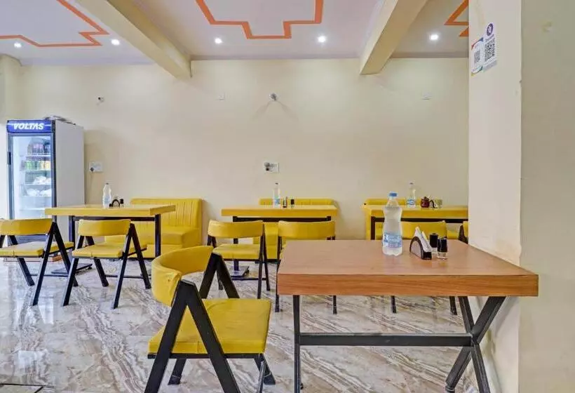 ホテル Oyo Flagship 81127 Chaudhary Guest House Restaurant