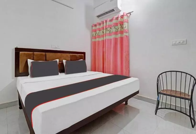 ホテル Oyo Flagship 81127 Chaudhary Guest House Restaurant