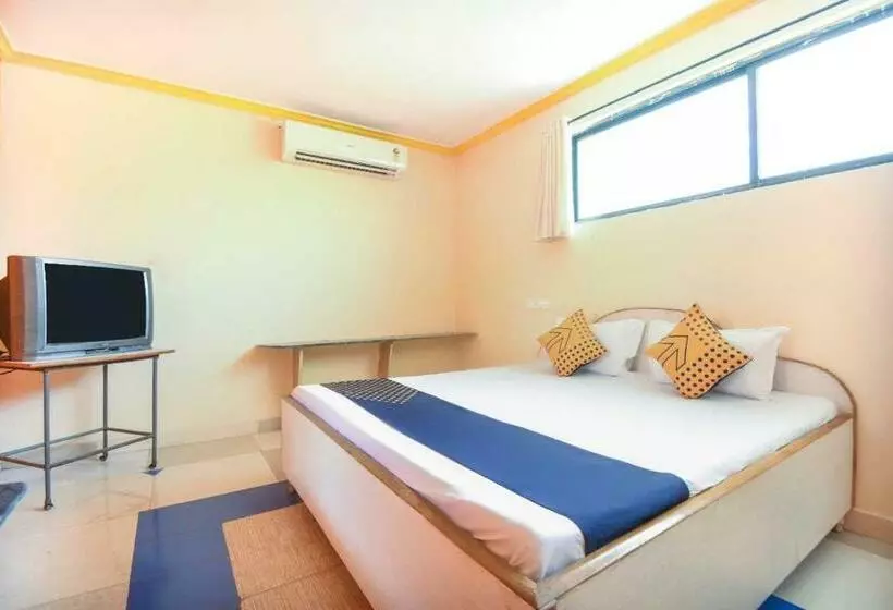 ホテル Oyo Flagship 81136 Renuka Lodging And Boarding