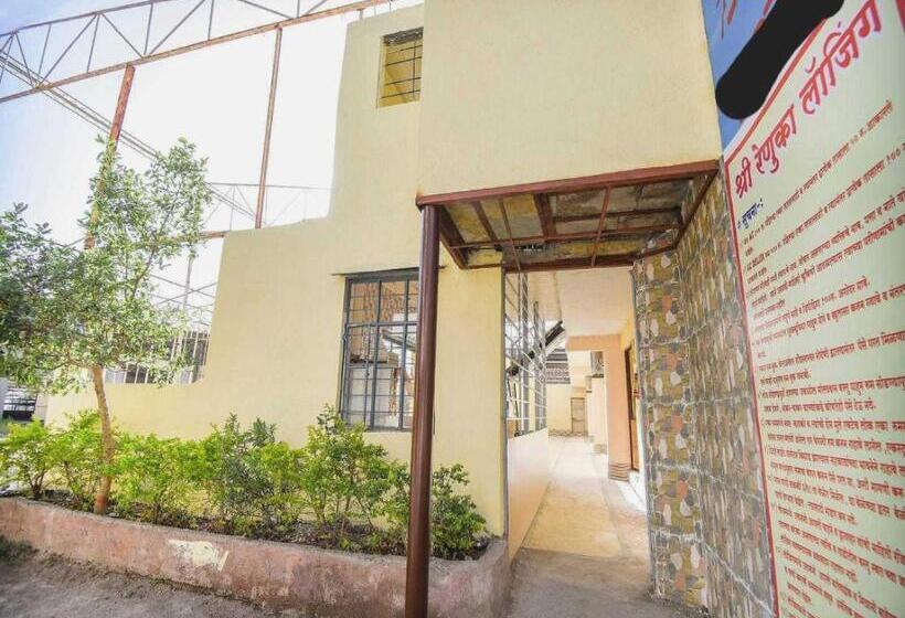 Hotell Oyo Flagship 81136 Renuka Lodging And Boarding