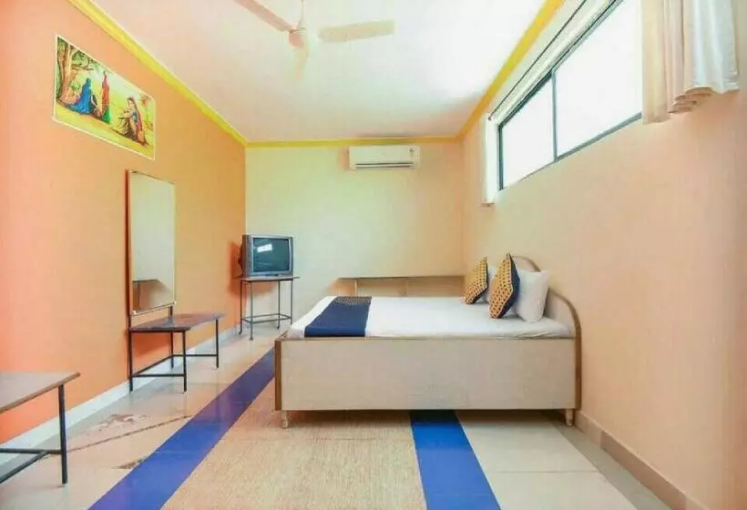 ホテル Oyo Flagship 81136 Renuka Lodging And Boarding