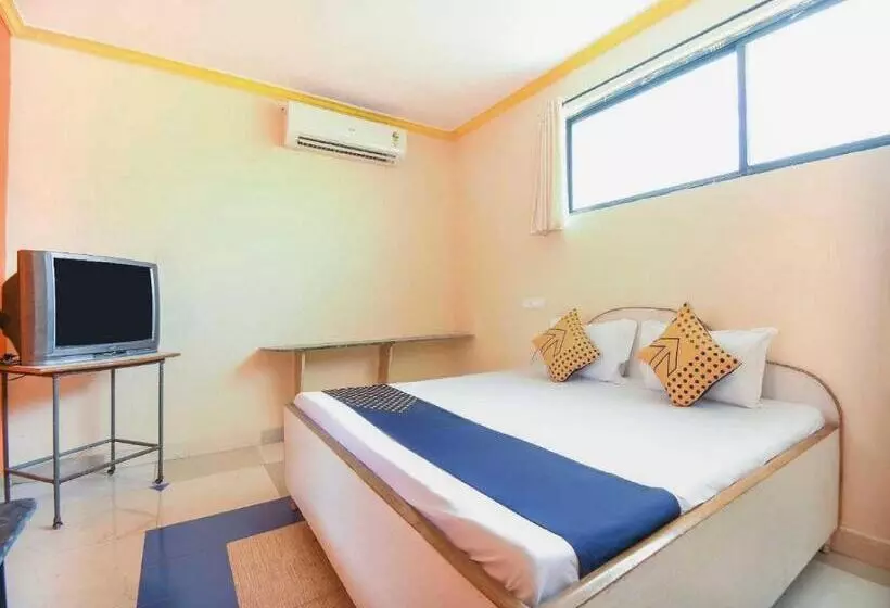 ホテル Oyo Flagship 81136 Renuka Lodging And Boarding