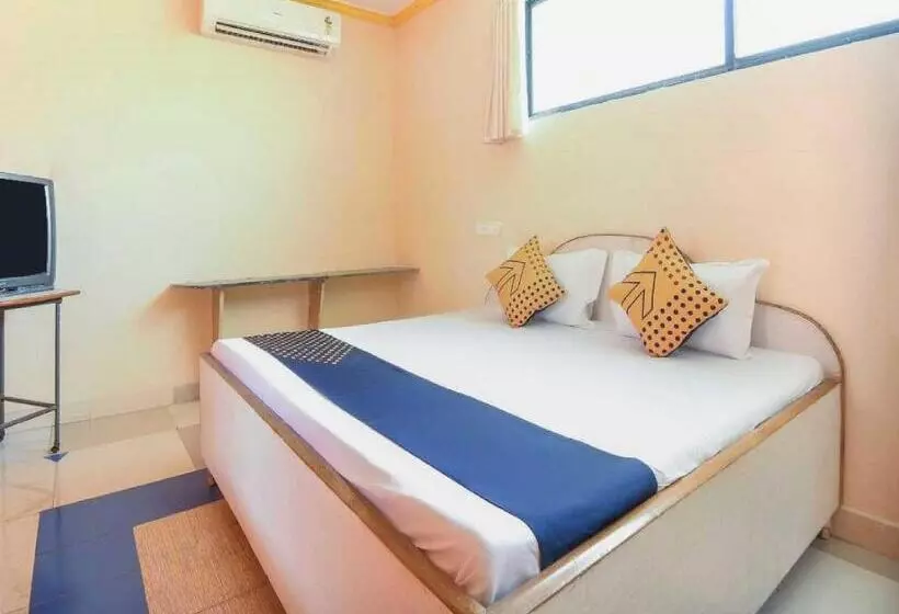 ホテル Oyo Flagship 81136 Renuka Lodging And Boarding