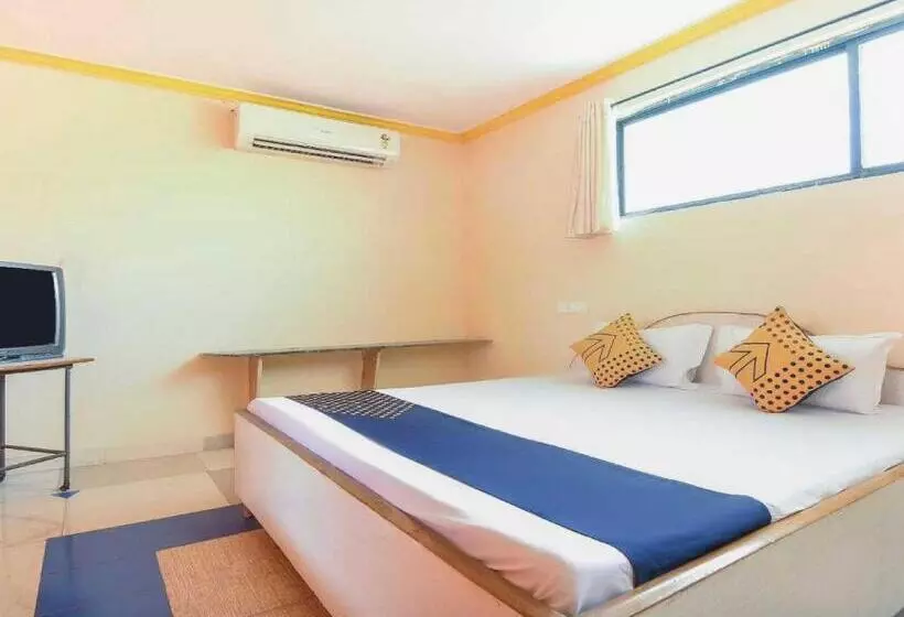 ホテル Oyo Flagship 81136 Renuka Lodging And Boarding