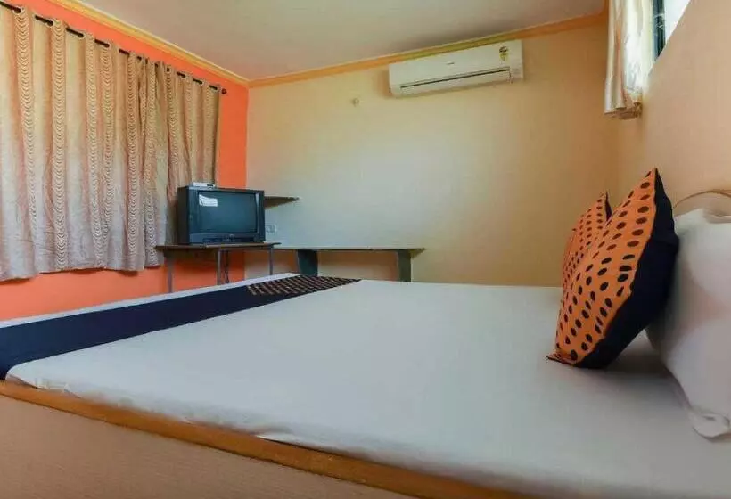 ホテル Oyo Flagship 81136 Renuka Lodging And Boarding