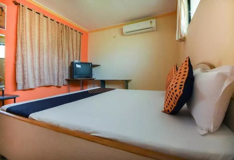 ホテル Oyo Flagship 81136 Renuka Lodging And Boarding