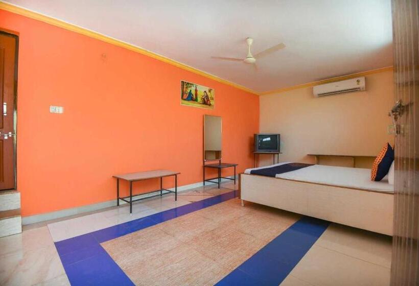 Hotell Oyo Flagship 81136 Renuka Lodging And Boarding