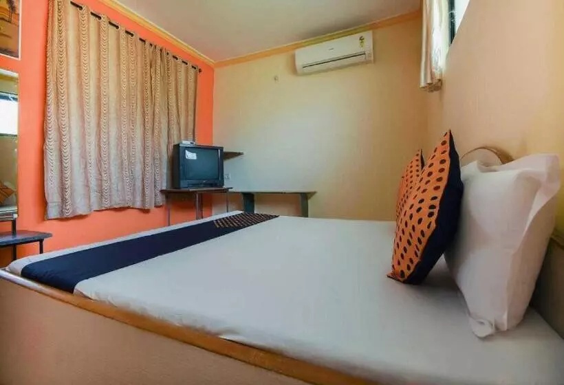 ホテル Oyo Flagship 81136 Renuka Lodging And Boarding