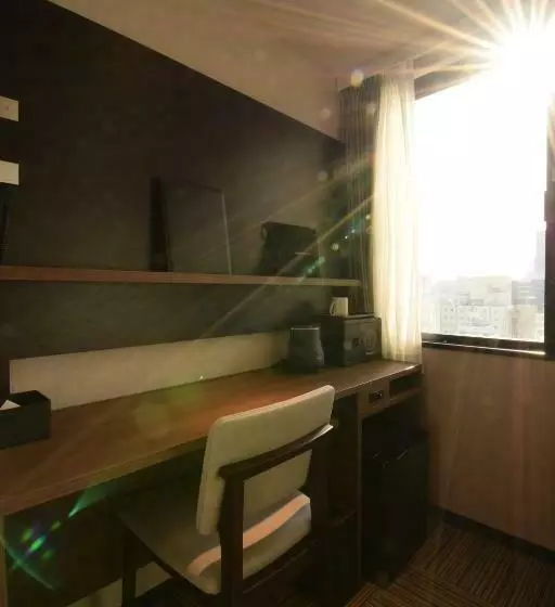 هتل Sanrriott Osaka Hommachi