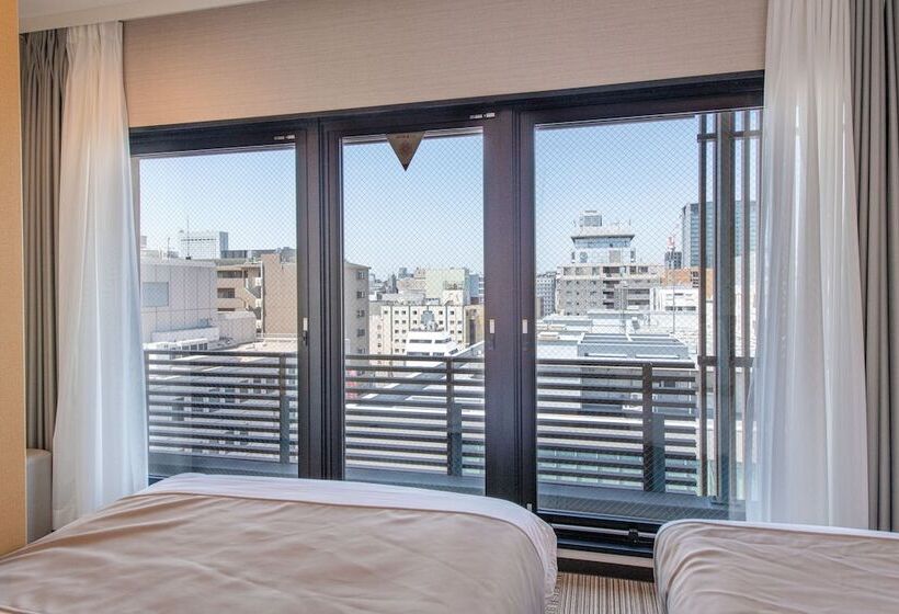 ホテル Sanrriott Osaka Hommachi