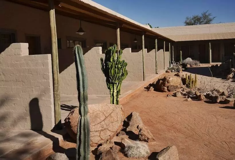 Hotelli Solitaire Lodge