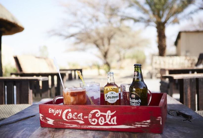 Отель Solitaire Lodge