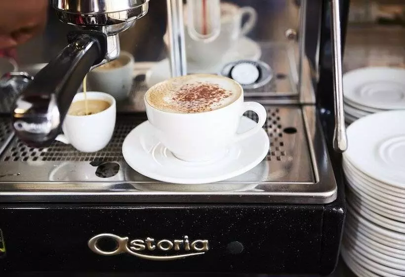 Hotelli Solitaire Lodge